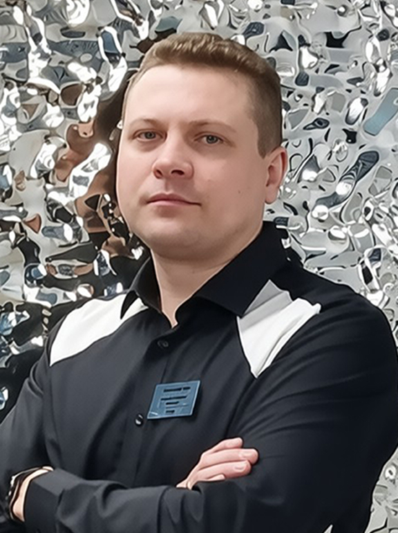 Михайлов Алексей Сергеевич.